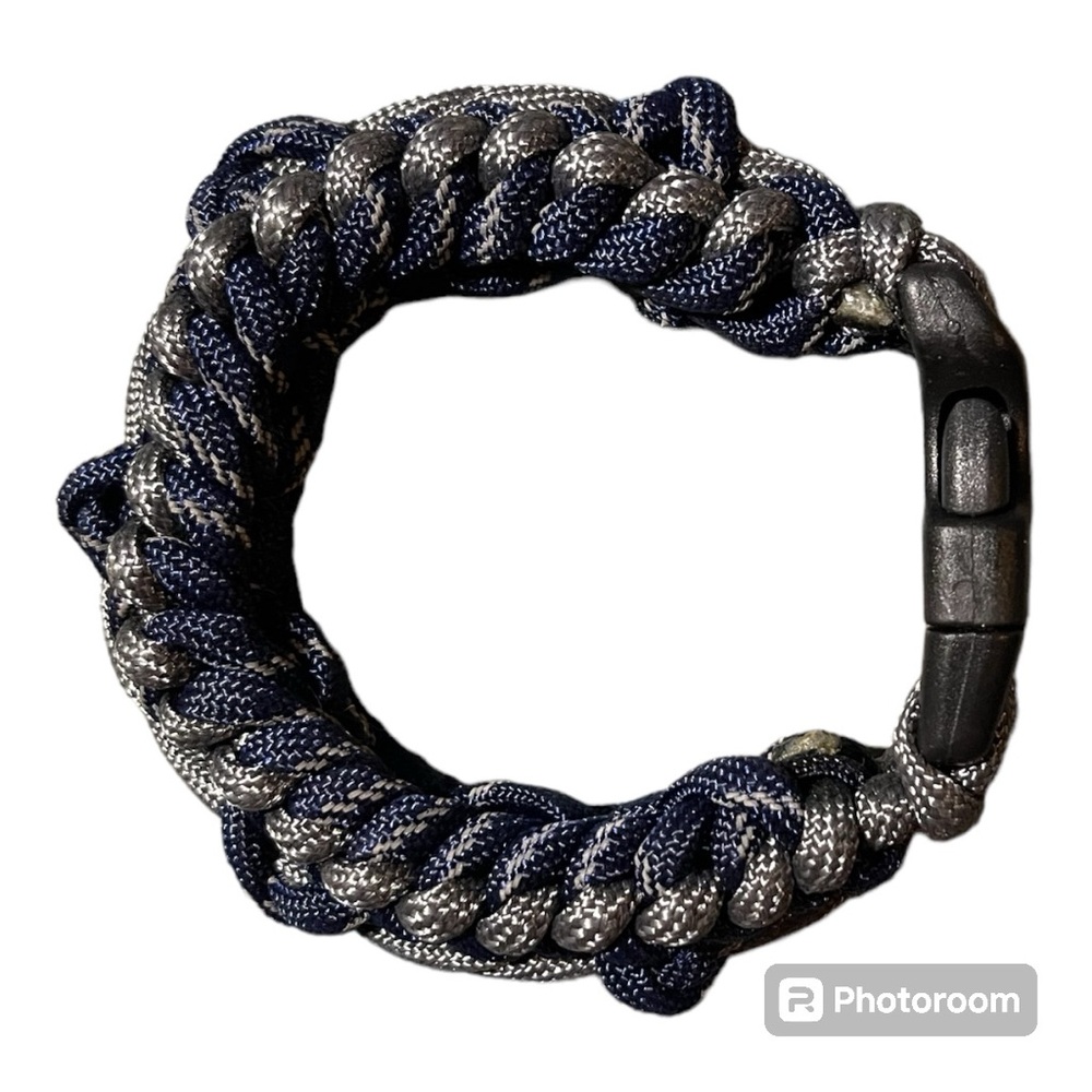 Paracord Bracelet in Navy/Silver-Gray (Women/Men)